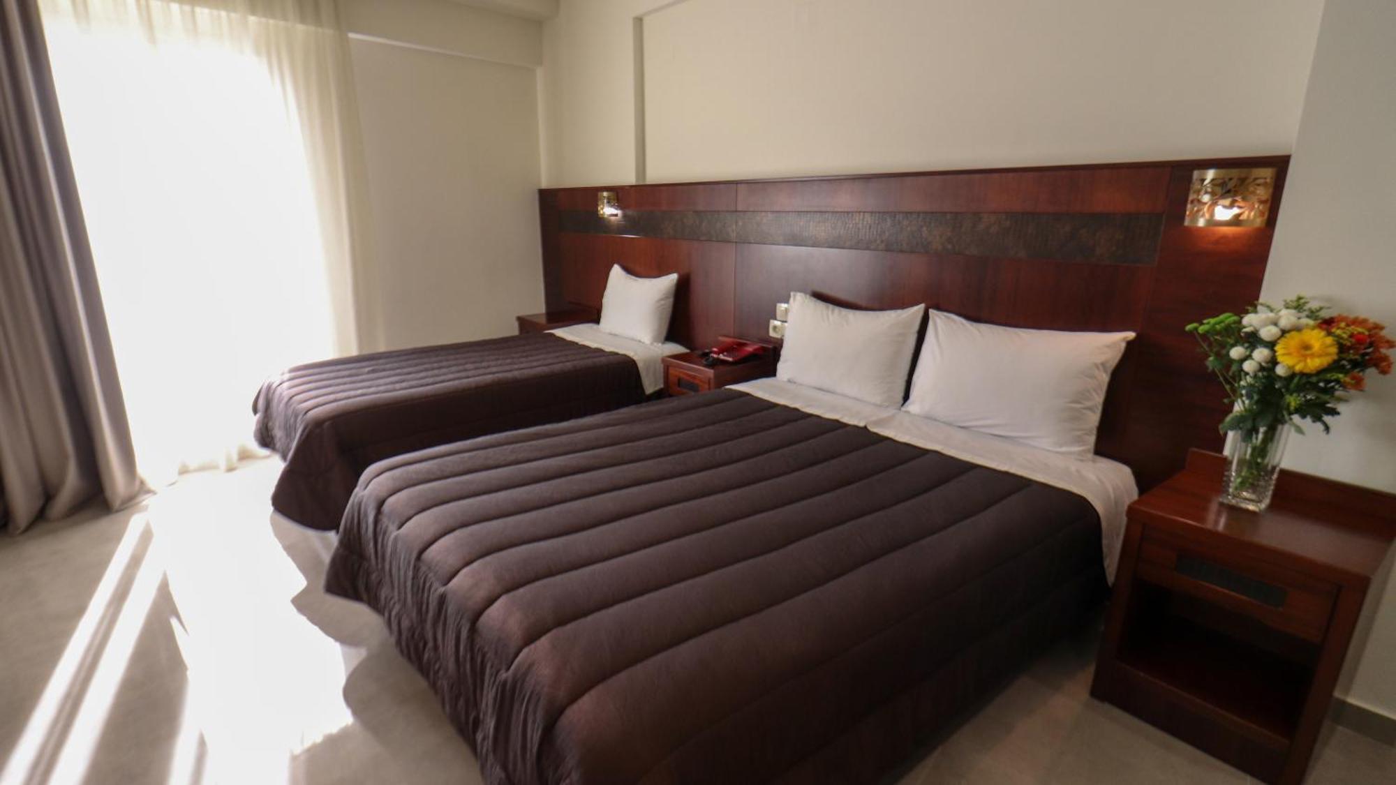 Hotel Orfeas Kalambaka Esterno foto