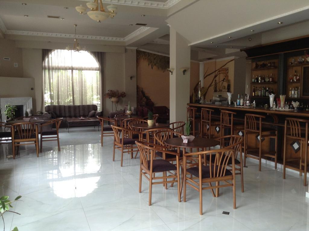 Hotel Orfeas Kalambaka Esterno foto