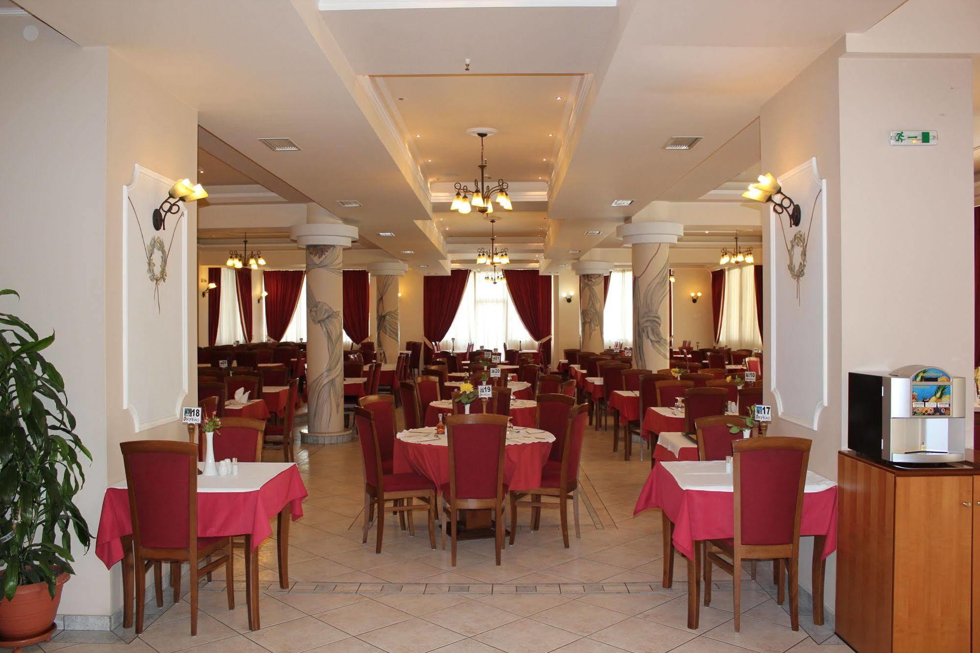 Hotel Orfeas Kalambaka Esterno foto