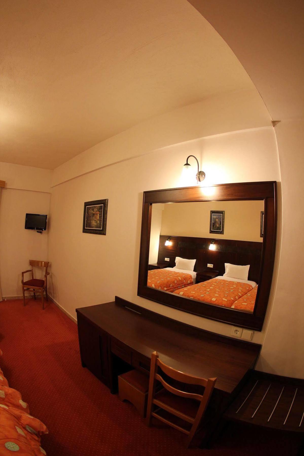 Hotel Orfeas Kalambaka Esterno foto