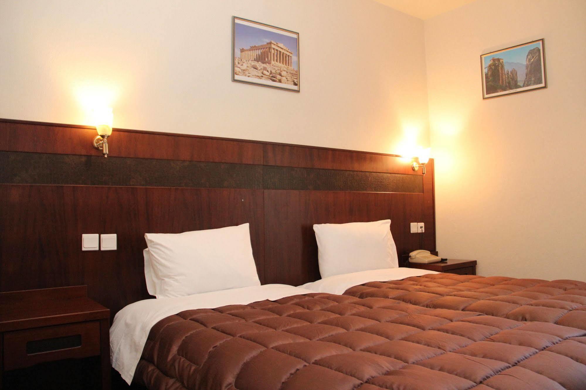 Hotel Orfeas Kalambaka Esterno foto